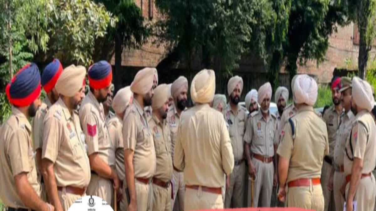 Punjab Cancels Police, Health Staff Leaves Amid India-Pak Tensions; Schools  Shut In 6 Border Districts-VYGR