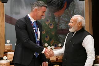 PM Modi with Kevin Pietersen