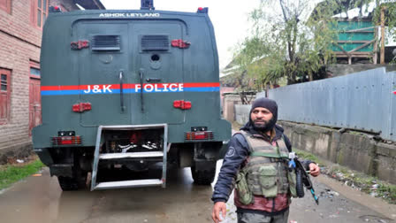 NIA raids in Srinagar, case related to investigation of 2013 terror case