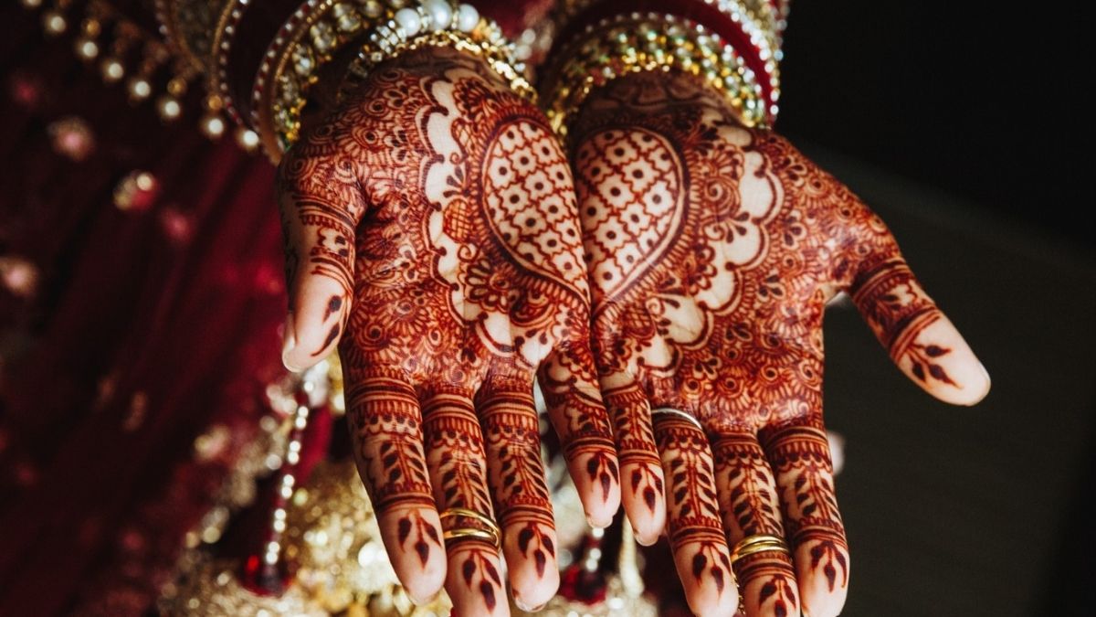 HOW TO MAKE MEHENDI DARKER TIPS TO GET NATURAL DARK MEHENDI MEHENDI TIPS MEHENDI DARKER TIPS