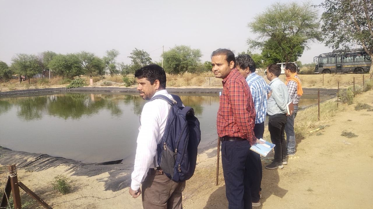 खेती की रीढ़ बने फार्मपॉन्ड