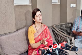 Rupali  Chakankar Criticized Supriya Sule
