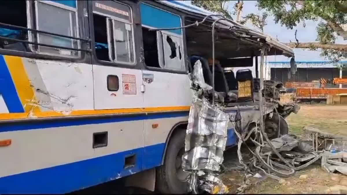 Bus-Trailer Collision In Rajasthan's Shahpura Leaves Three Of Family Dead, Several Critical