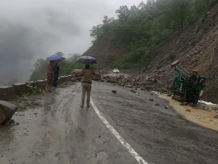 Roads are continuously closed in the state