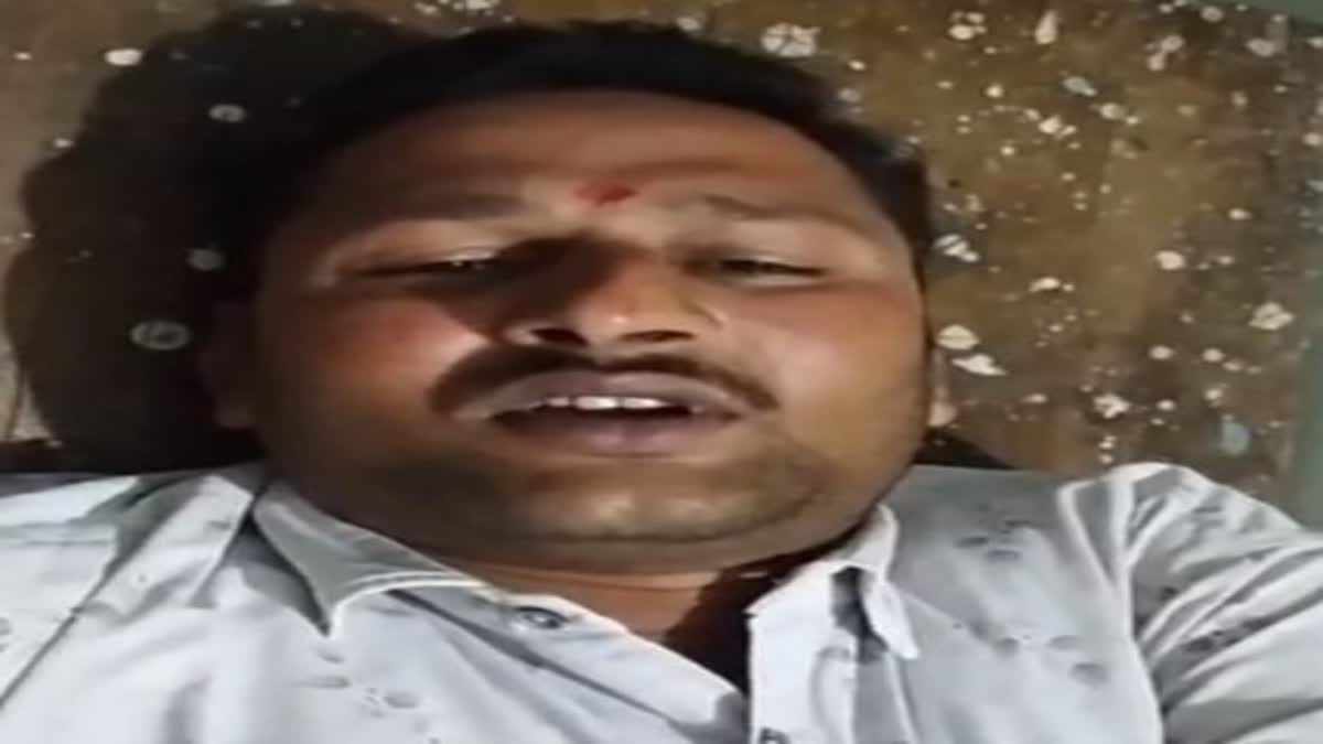 businessman beaten and looted in Chittaurgarh