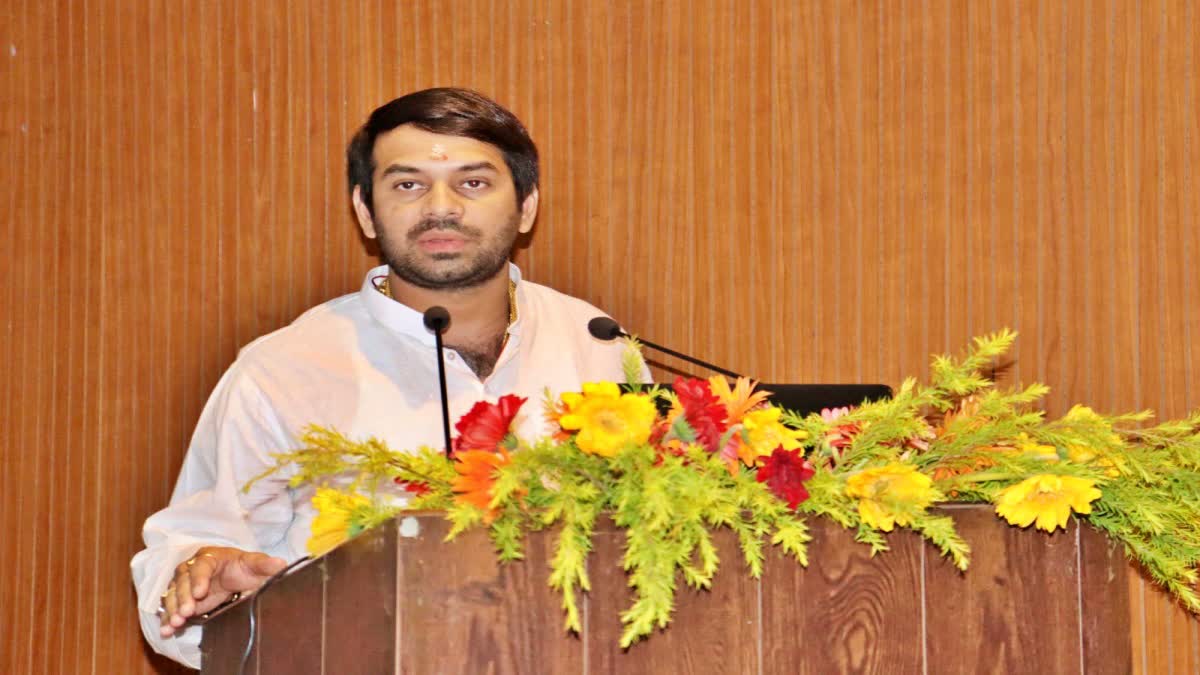 minister Tej Pratap Yadav