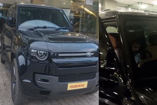 Kunchakko boban defender  Kunchacko Boban with land rover defender  Kunchacko Boban  Kunchacko Boban new land rover defender  land rover defender  Kunchakko boban new car  ലാൻഡ് റോവർ ഡിഫൻഡർ  ലാൻഡ് റോവർ ഡിഫൻഡറില്‍ കുഞ്ചാക്കോ ബോബൻ  കുഞ്ചാക്കോ ബോബൻ  കുഞ്ചാക്കോ ബോബൻ ലാൻഡ് റോവർ ഡിഫൻഡർ  സ്റ്റൈലിഷ് ഡിഫൻഡറിൽ സൂപ്പർ സ്റ്റൈലായി ചാക്കോച്ചൻ