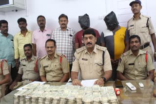 Huge_Fraud_in_Exchange_Rs_2000_Notes_in_Nandyal