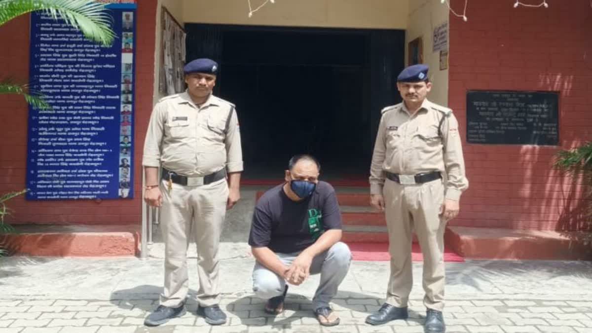 Dehradun police nab fake doctor in Karnal.