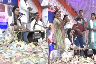 Currency Notes On Singer Viral Video