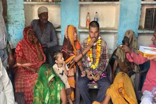 Social media reunites youth with his family after 7 years in Bhind