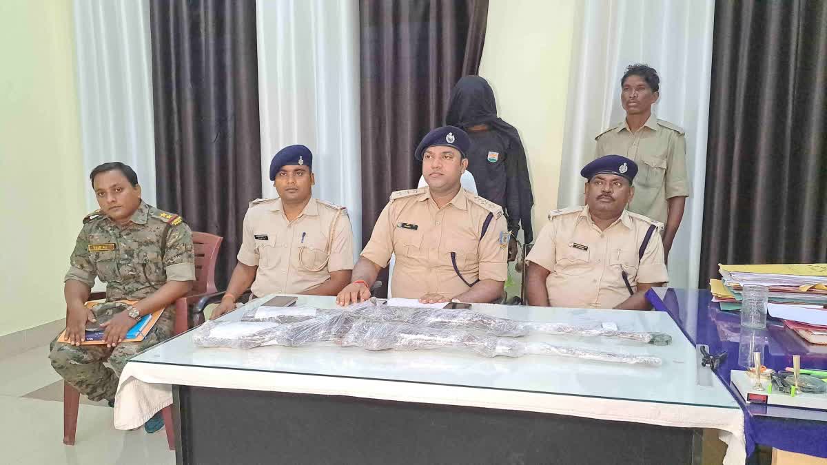 naxalite-organization-tspc-supporter-arrested-in-chatra