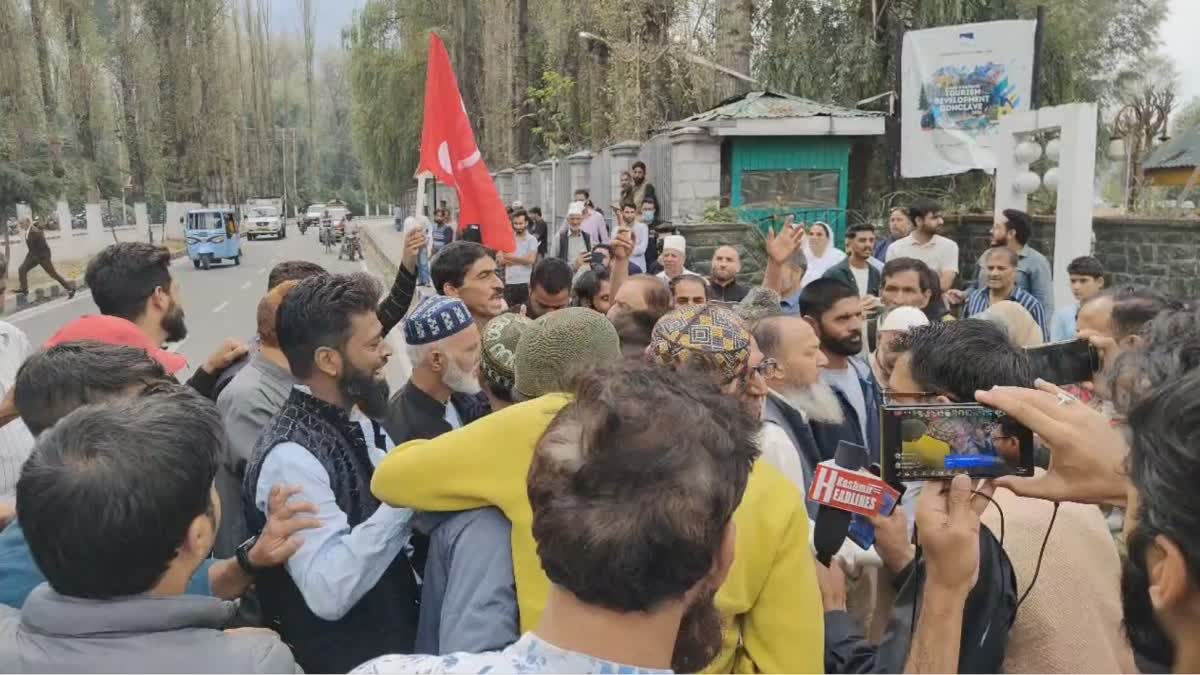 NC and Congress celebration in Srinagar