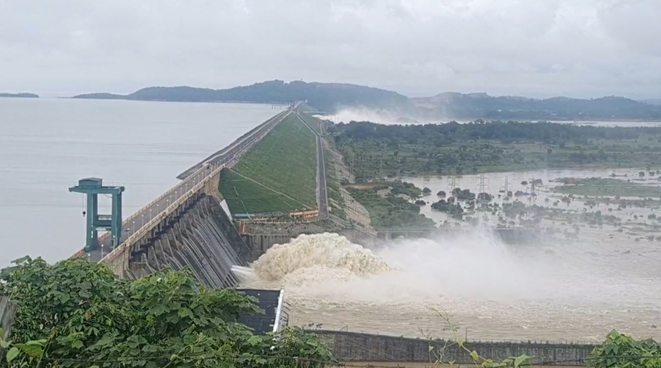 Hirakud Dam