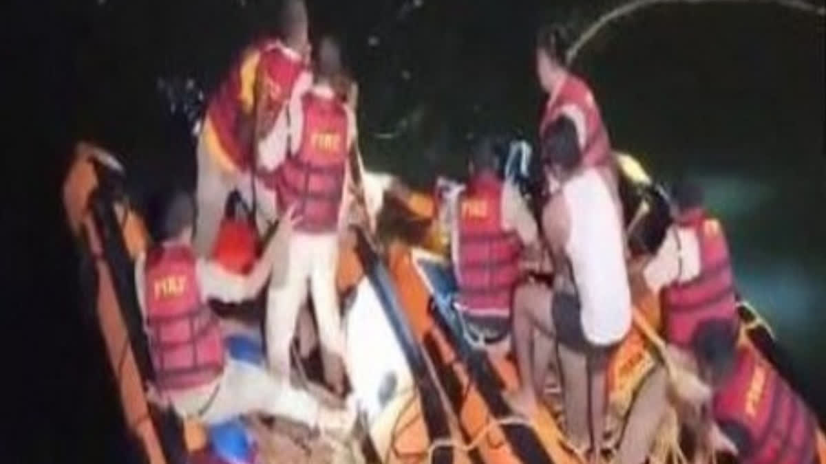 Karnataka: Several die after car plunges into canal in Mandya district