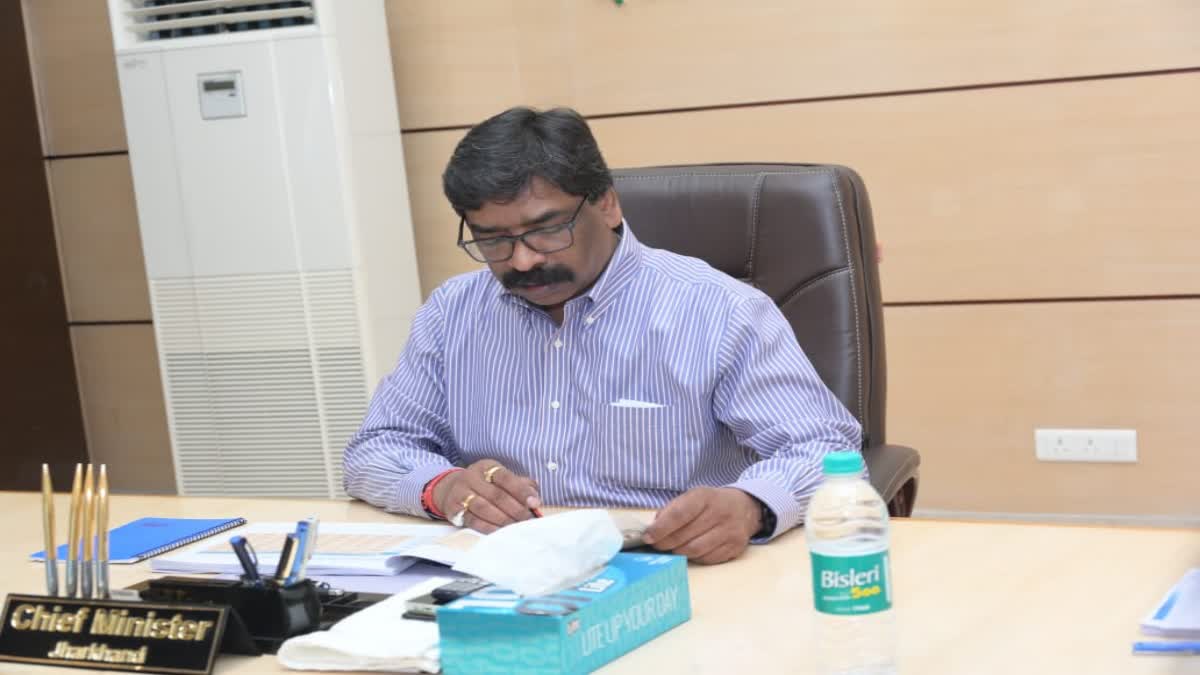 Chief Minister Hemant Soren approved prosecution against BDO Arjun Ram Chief Minister Hemant Soren approved prosecution against BDO Arjun Ram