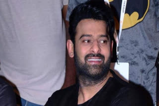 South superstar Prabhas is all geared up to draw audiences to the theatres with his highly anticipated film Salaar. In the latest update, the actor and his team members were spotted returning from Italy, where Prabhas underwent knee surgery. He took the necessary time to recover before coming back to his home country.