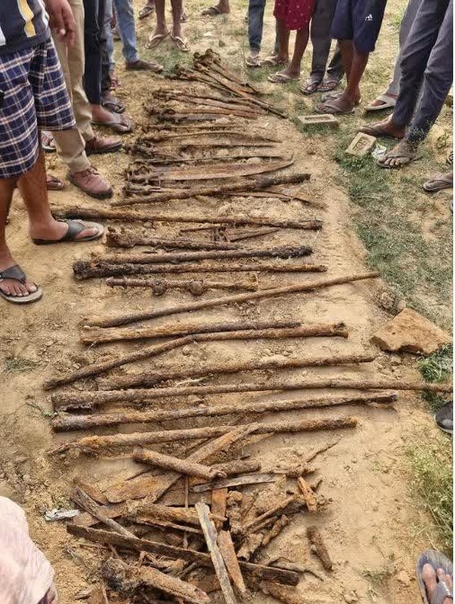 weapons-possibly-used-during-1857-rebellion-found-in-shahjahanpur-field