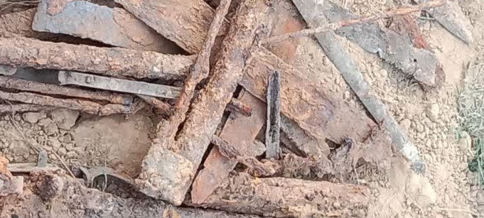 weapons-possibly-used-during-1857-rebellion-found-in-shahjahanpur-field