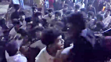 MUKKAM SUB DISTRICT KALOLSAVAM  MUKKAM KALOLSAVAM ENDS IN CLASH  MALAYALAM LATEST NEWS  മുക്കം ഉപജില്ല കലോത്സവം