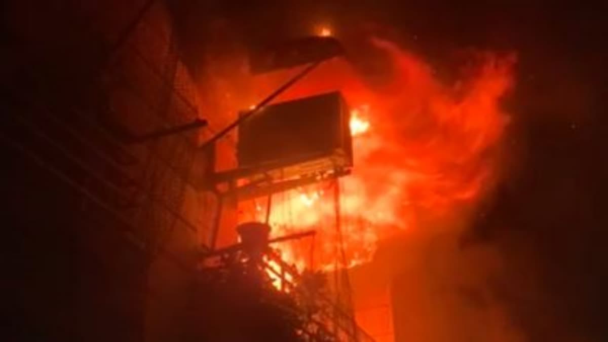 fire incidents in delhi