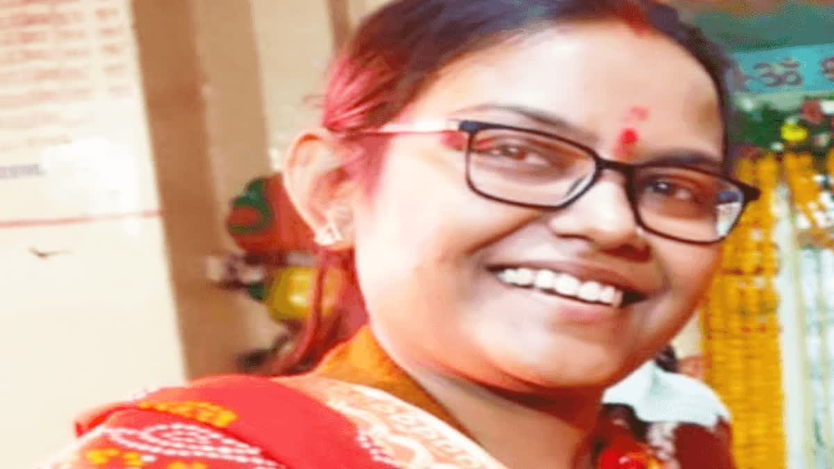 Balaghat woman murder Wife stabbed with knif