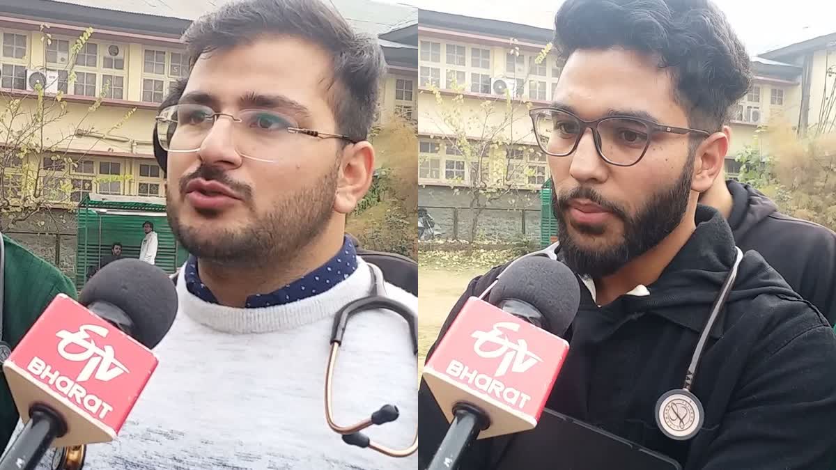 MBBS students Saqib (L) and Faheem in conversation with ETV Bharat