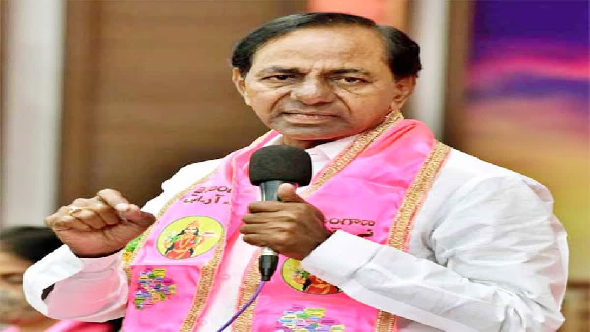 KCR On Telangana Thalli Statue Change