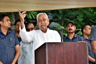 Shravan Kumar attacks Lalu Yadav