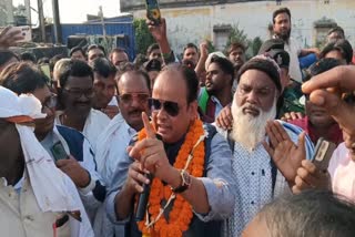 dr-irfan-ansari-reached-dhanbad-after-taking-oath-minister