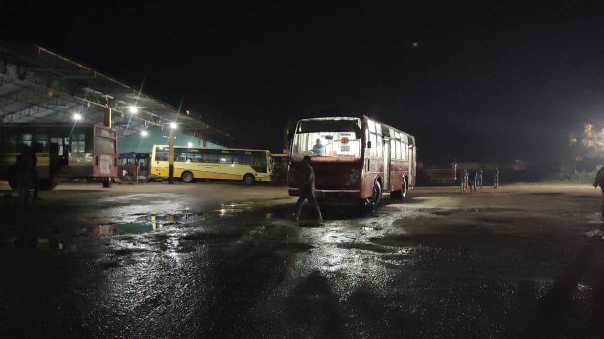 Buses are running in Coimbatore