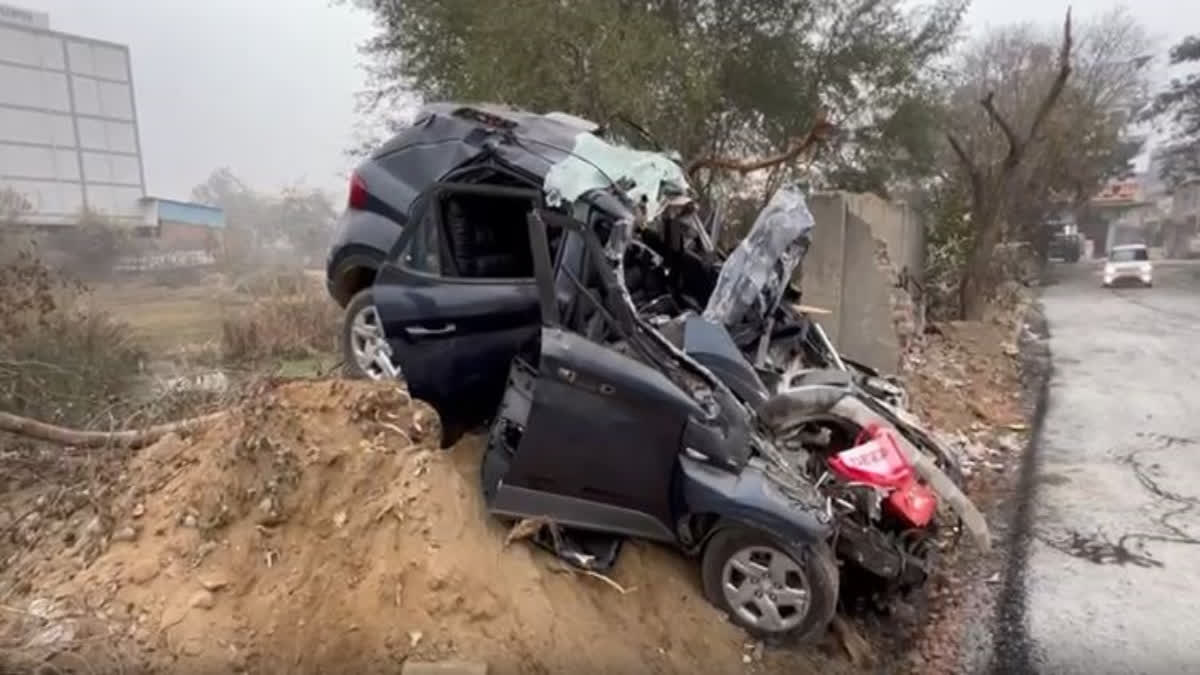 Delhi police inspectors killed in car-truck collision in Sonipat
