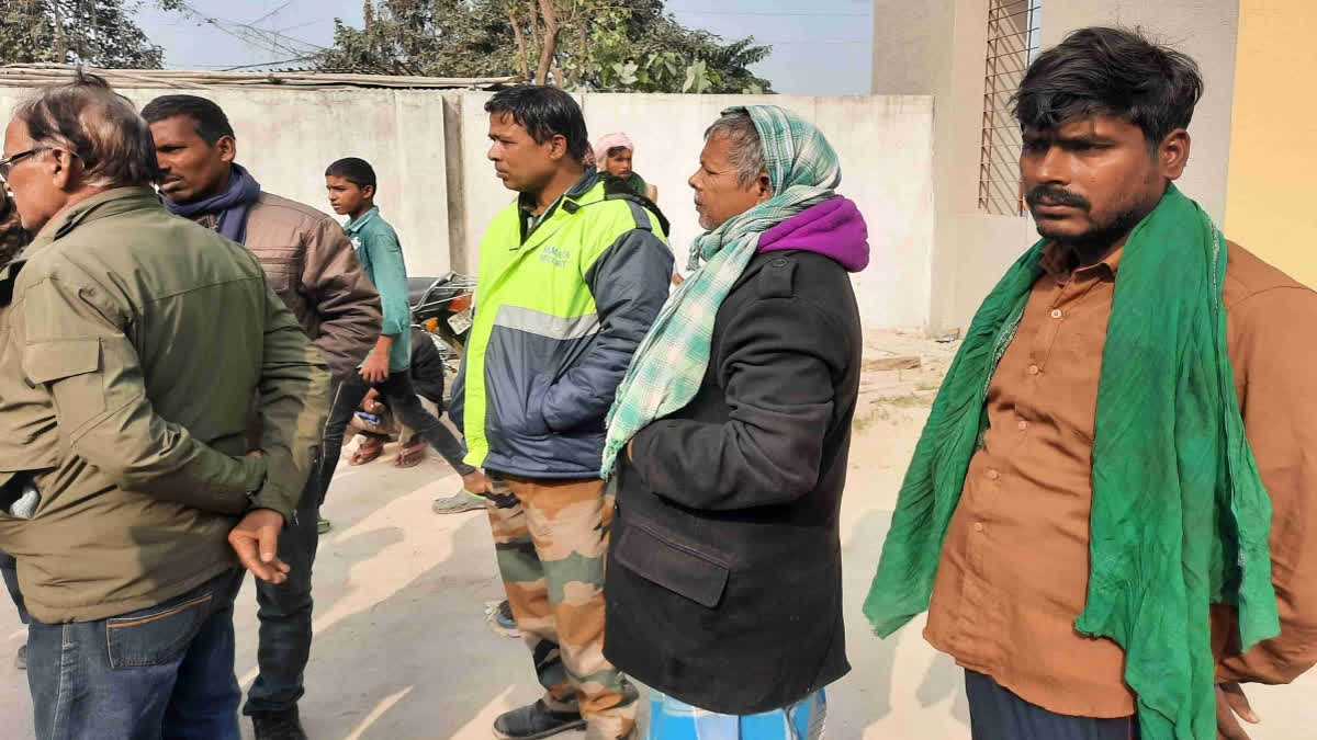 Family members and relatives gathered at deceased's residence (Source: ETV Bharat)