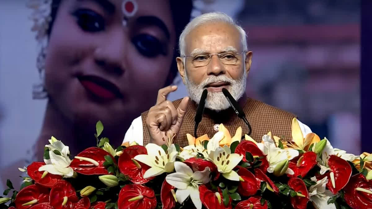 PM Modi at Pravasi Bharatiya Divas asserts India's global influence, promoting peace over war, and calls diaspora key to India's development by 2047.