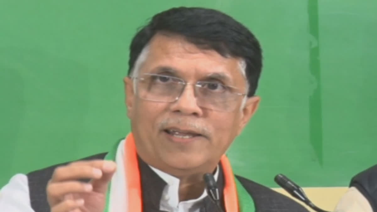 CWC Member Pawan Khera Takes Dig At Centre Over GST