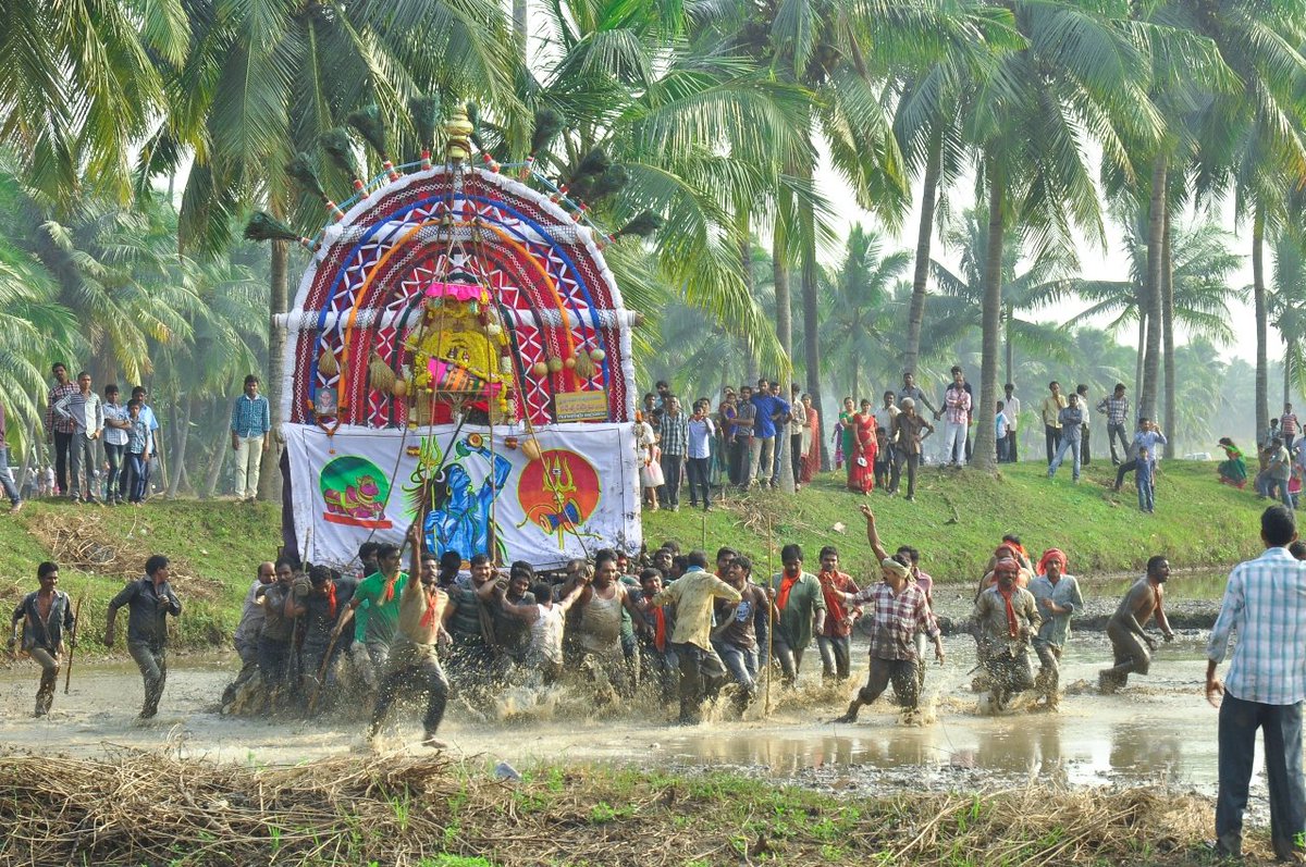 జగ్గన్నతోటలో నిర్వహించే ప్రభల తీర్థం