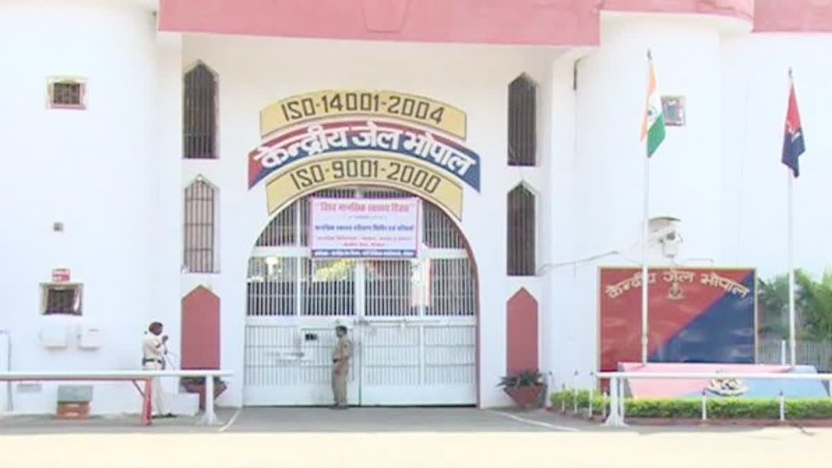 bhopal central Jail simi terrorists hunger strike