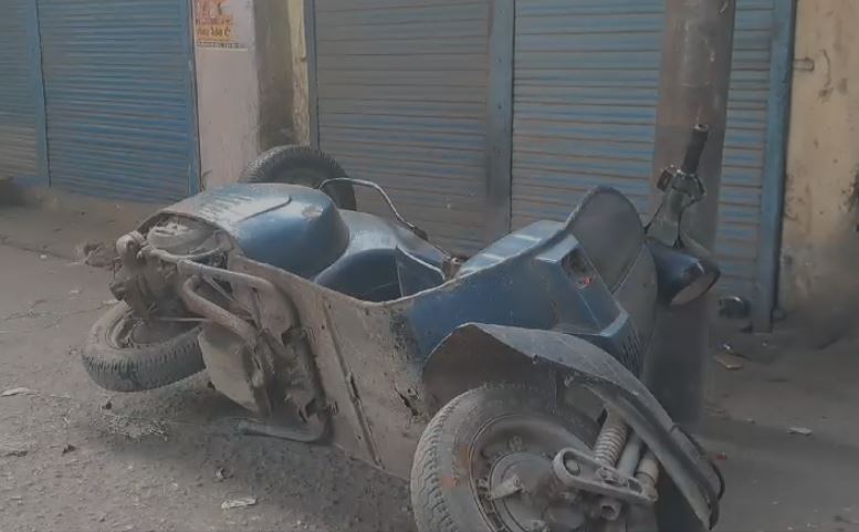 Stone pelting and vandalism after Friday Namaz in Bareilly