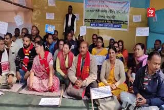 Teachers stage protest at Chachal