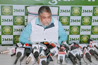 JMM targets Raj Bhavan for delayed invitation to Champai Soren to form government in Jharkhand