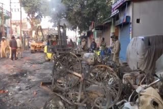 Violence erupted in Haldwani's Banbhoolpura area on Thursday during an anti-encroachment drive. (Photo/ANI)