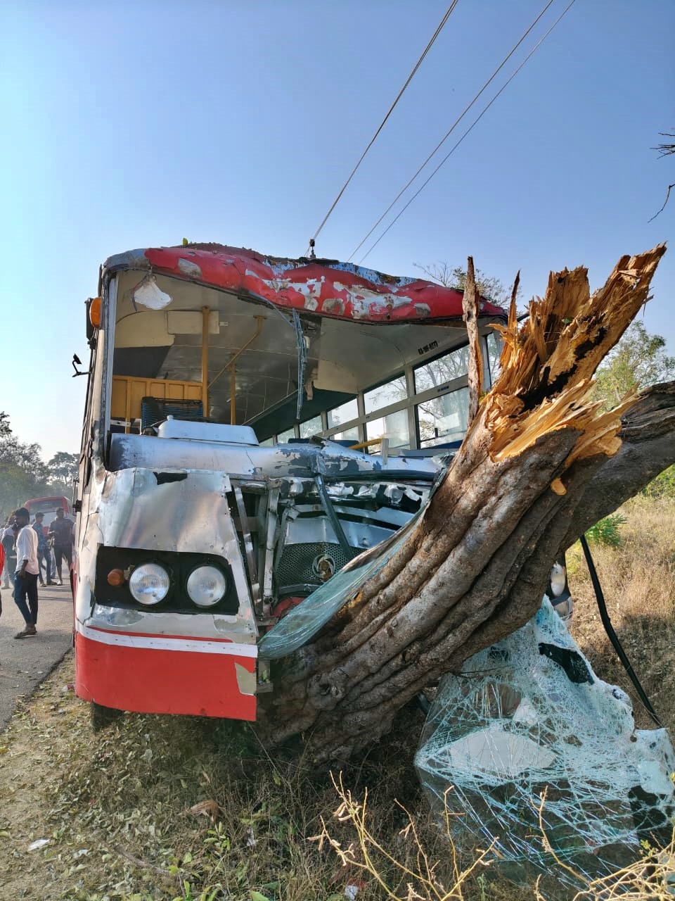 BUS CRASH INJURES FIVE AFTER DRIVER FAINTS IN CHAMARAJANAGAR