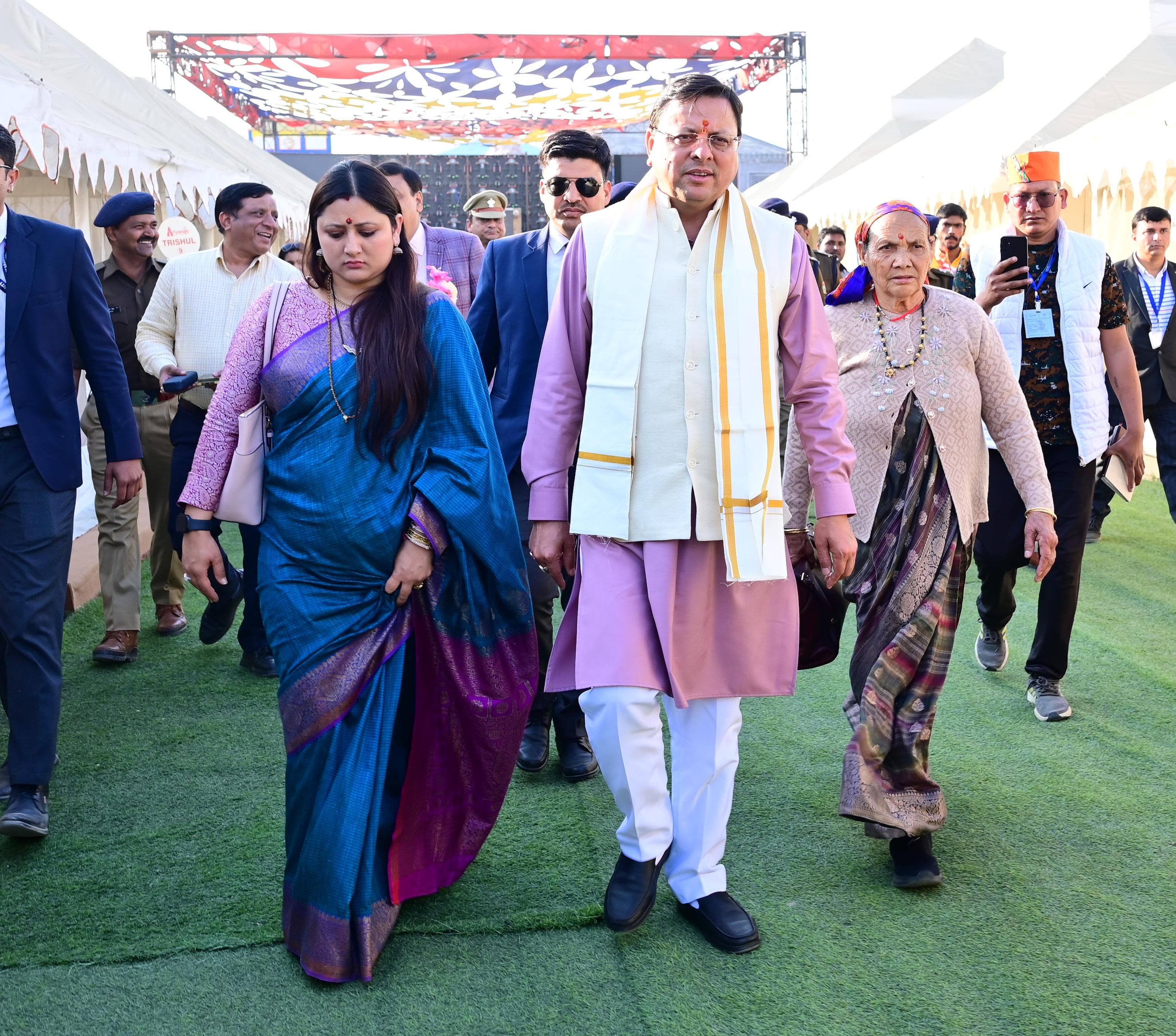 CM Pushkar Dhami Reached Prayagraj Mahakumbh