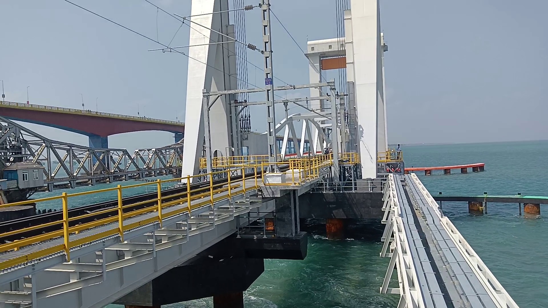 vertical-pamban-bridge