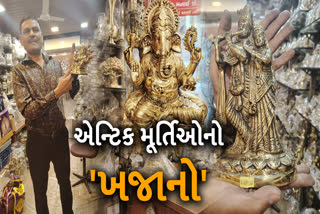 મૂર્તિઓને ખરીદવા માટે વિદેશમાં વસતા ગુજરાતીઓ આવે છે.