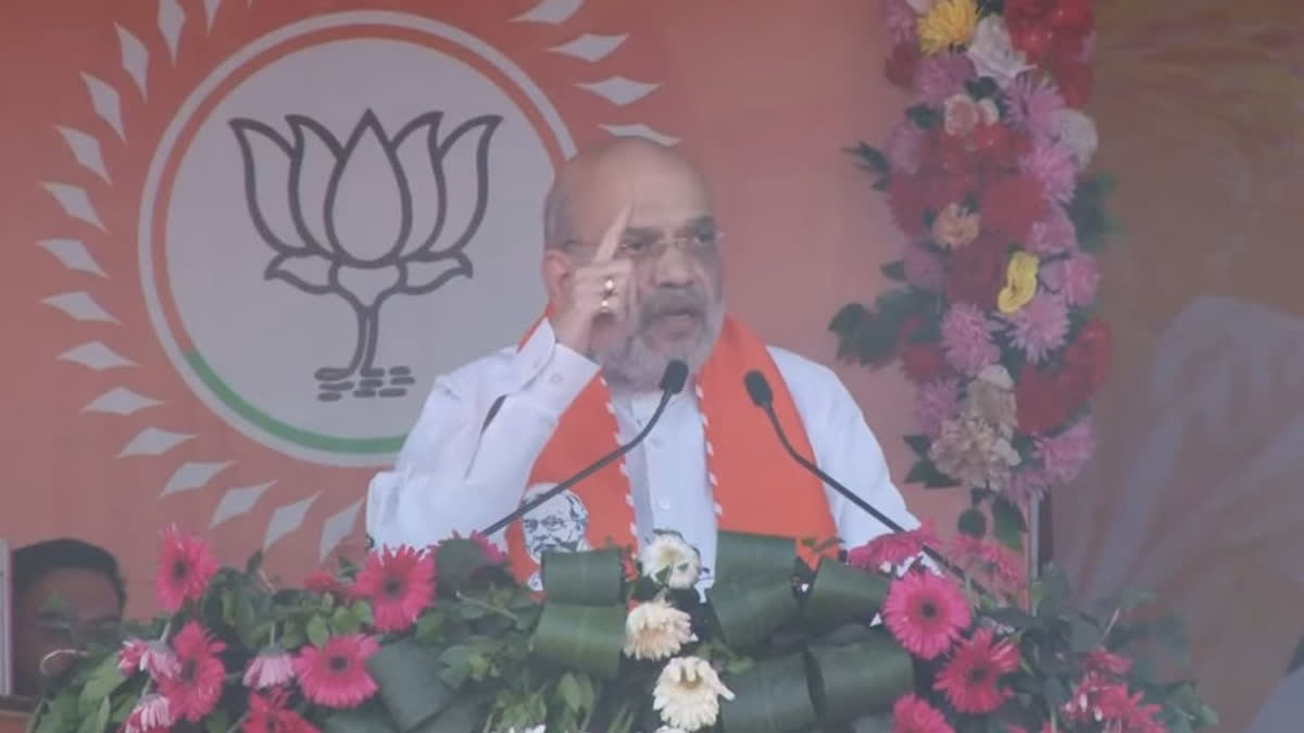 Union Home Minister Amit Shah made accusations that the leaders of the Congress and RJD prioritized their own interests over the needs of the impoverished.