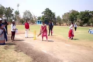 Doctors on Women Doctors Cricket League