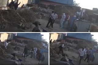 ताबड़तोड़ फायरिंग से गांव में हड़कंप मच गया.