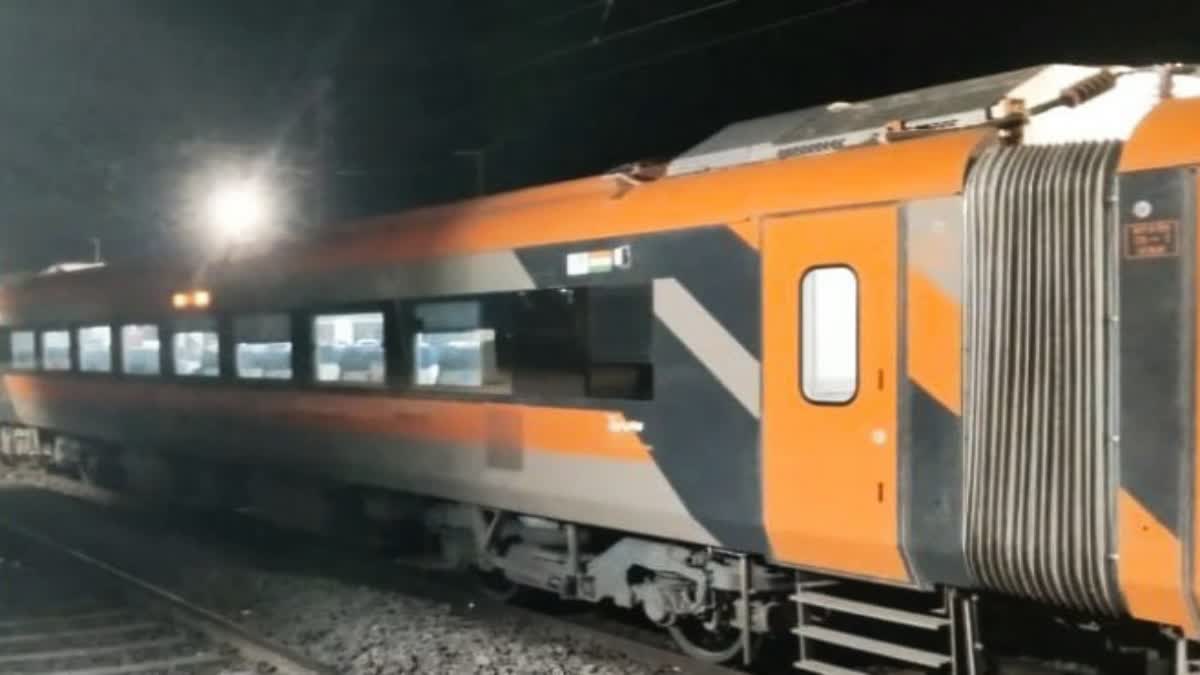 Spark from Varanasi Ranchi Vande Bharat Express train at Sariya in Giridih