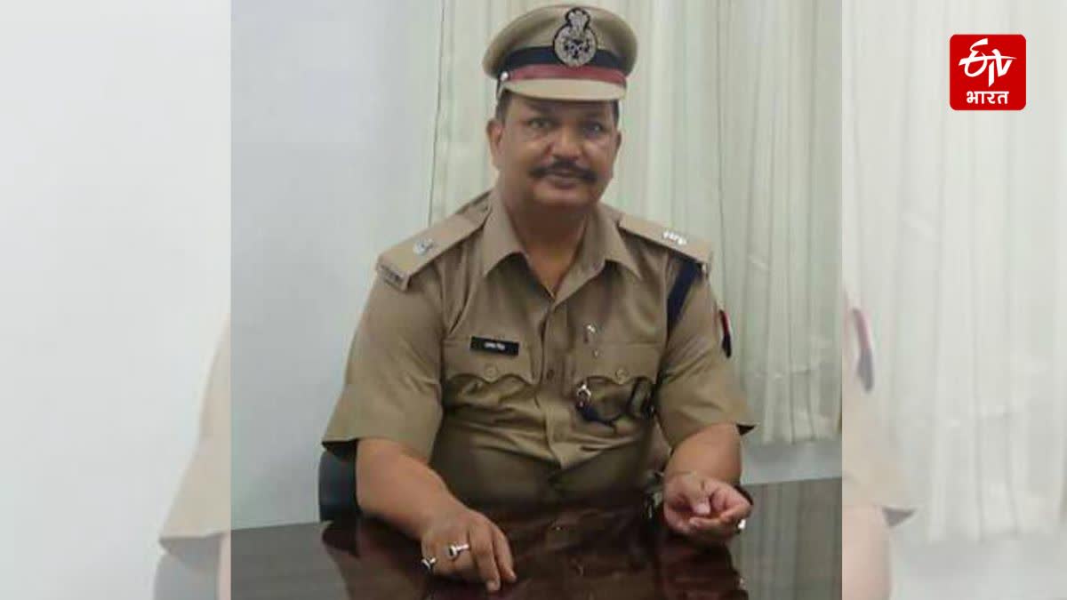 वाराणसी के पूर्व जेल अधीक्षक उमेश सिंह निलंबित.